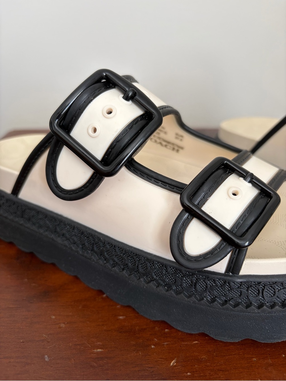 Coach Lainey Sandal - Picture 11 of 11